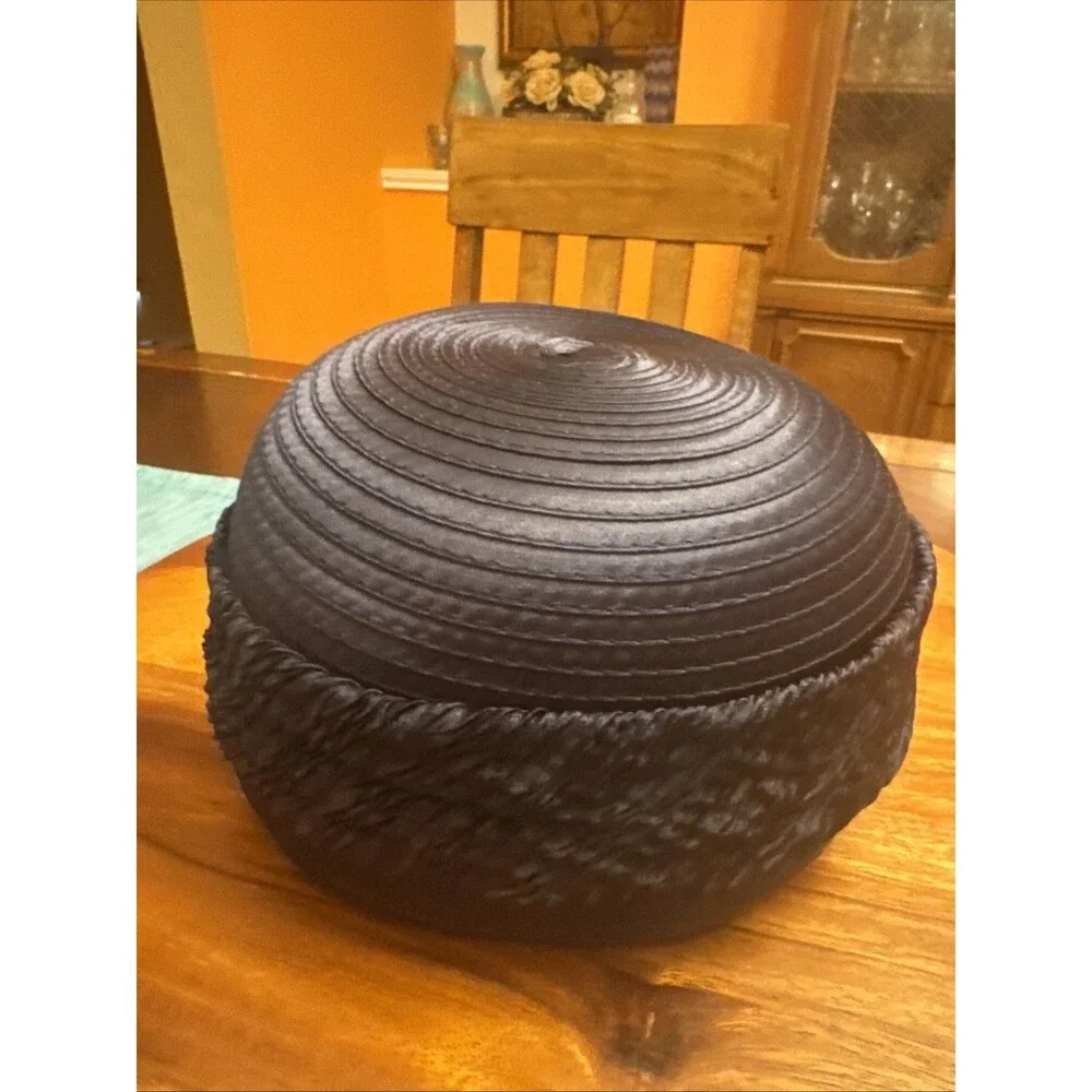 Unbranded Women’s Hat /Beret With Bling